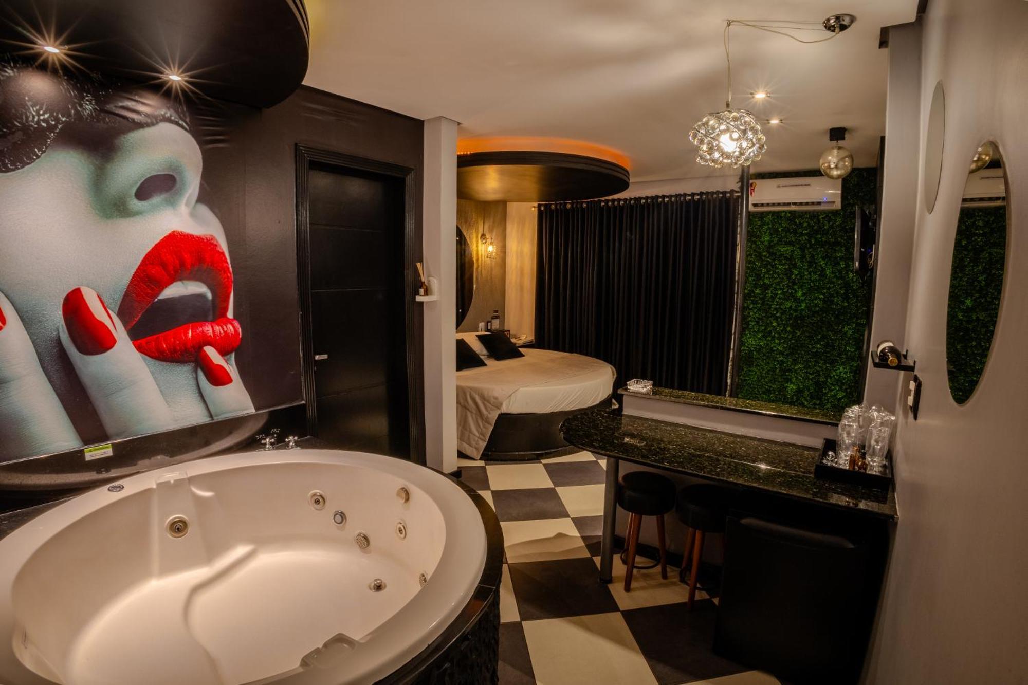 Love hotel Paradiso - Passo Fundo-rs (adults Only)