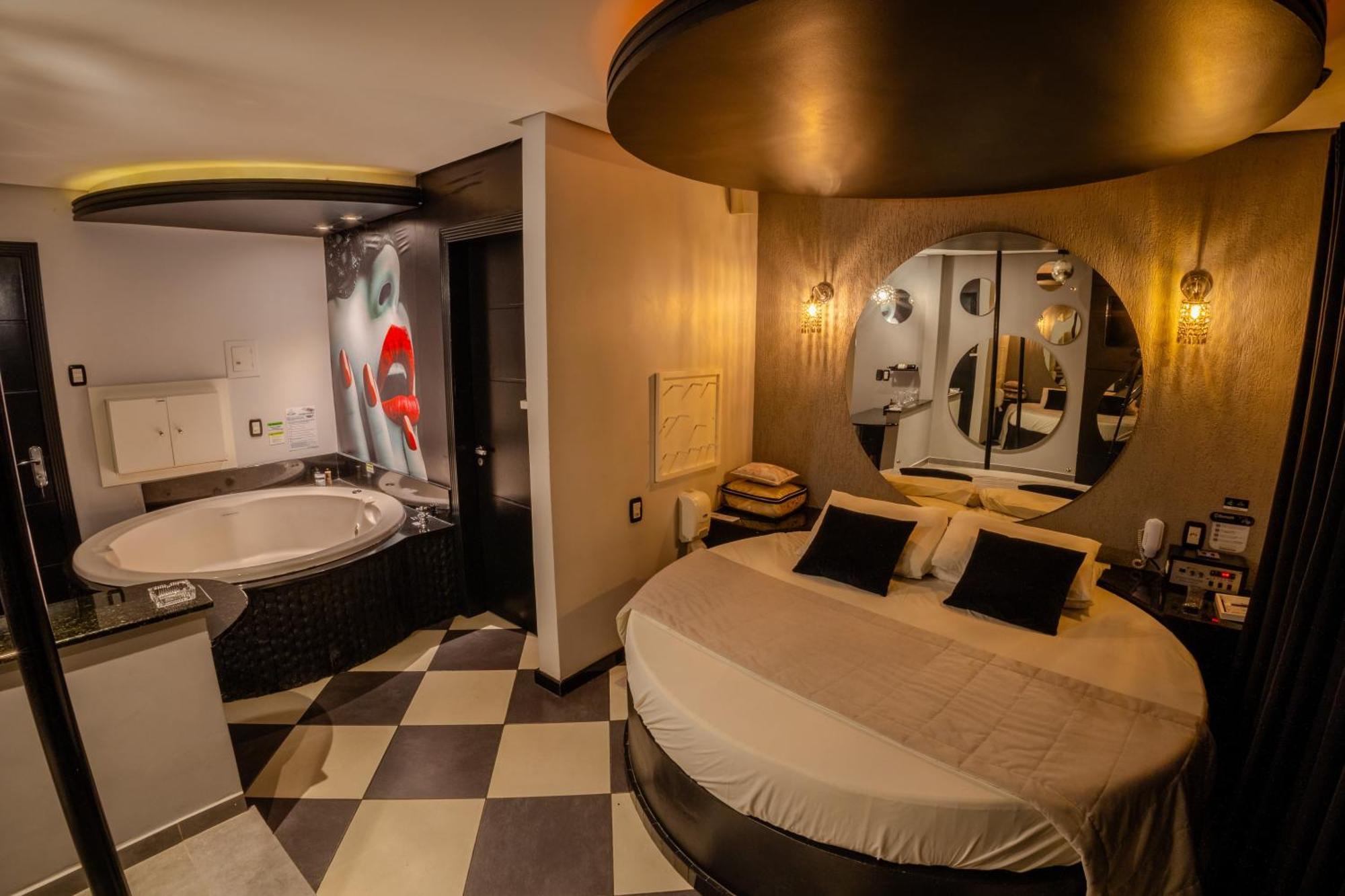 Paradiso - Passo Fundo-rs (adults Only) Love hotel