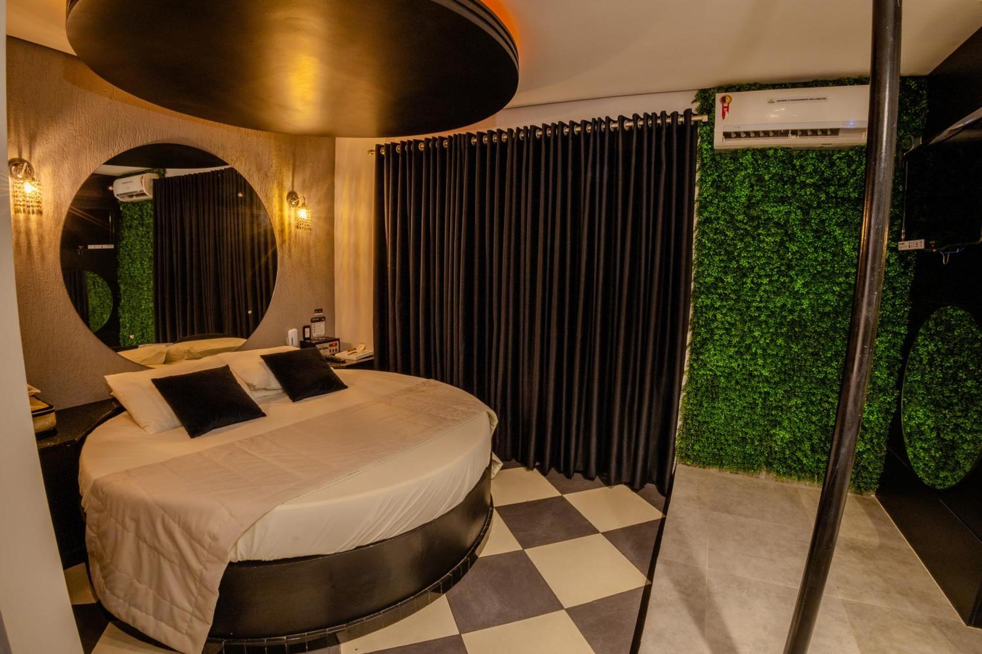 Paradiso - Passo Fundo-rs (adults Only) Love hotel 3*
